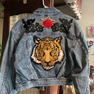 NWT… unique Jean jacket , custom back tiger / rose patches . One of a kind